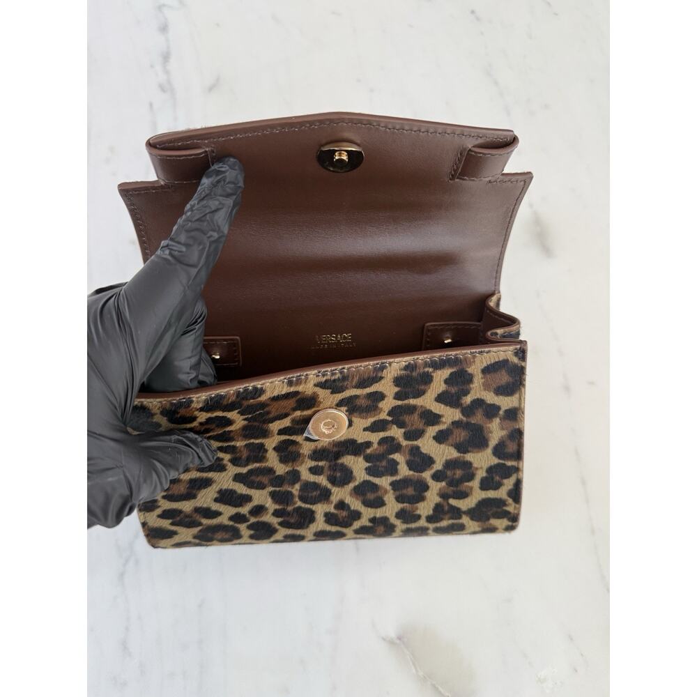 VERSACE Medusa Plaque Leopard Printed Top HANDLE Bag $ 2800 Retail - Picture 11 of 16